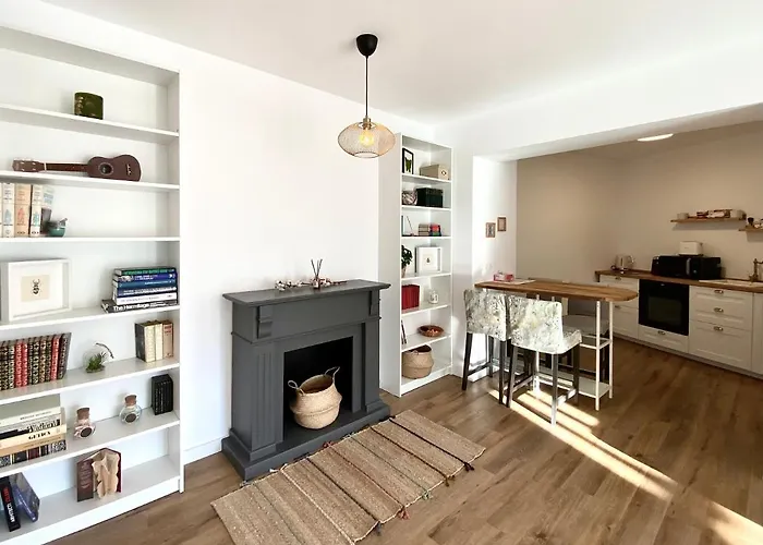 Cosy Hollow - Pet Friendly